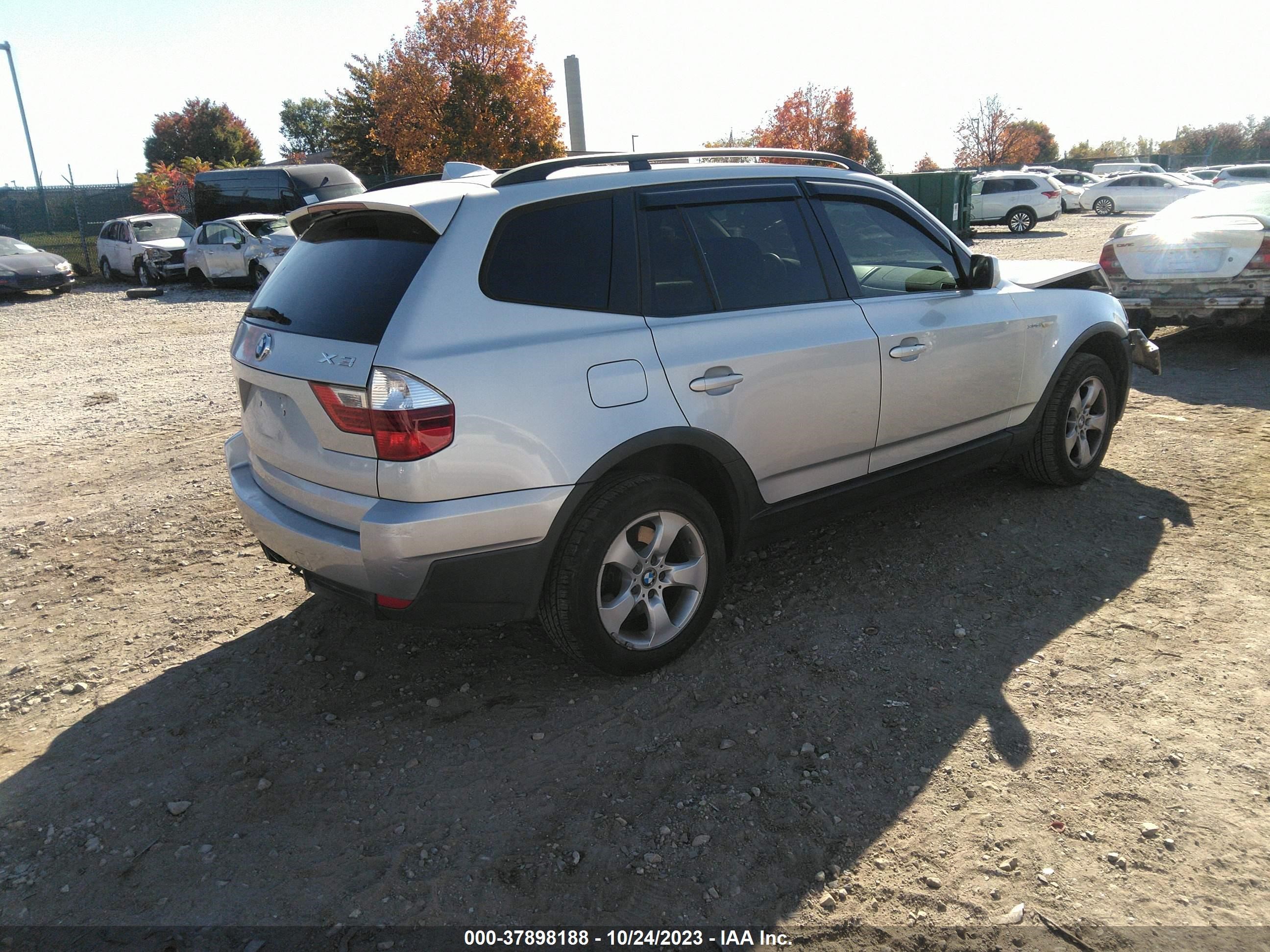 Photo 3 VIN: WBXPC934X7WF27162 - BMW X3 