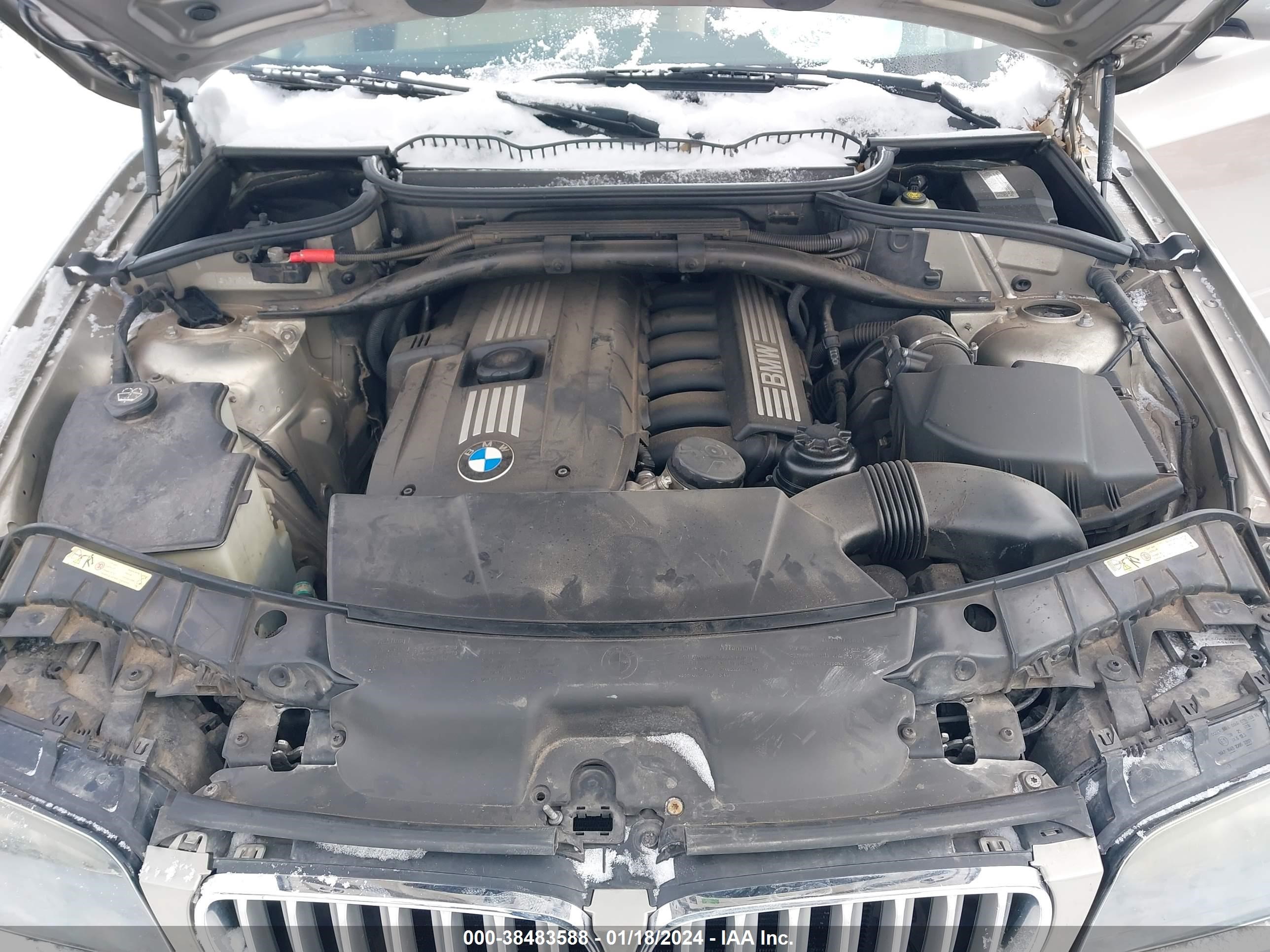 Photo 9 VIN: WBXPC934X8WJ02698 - BMW X3 