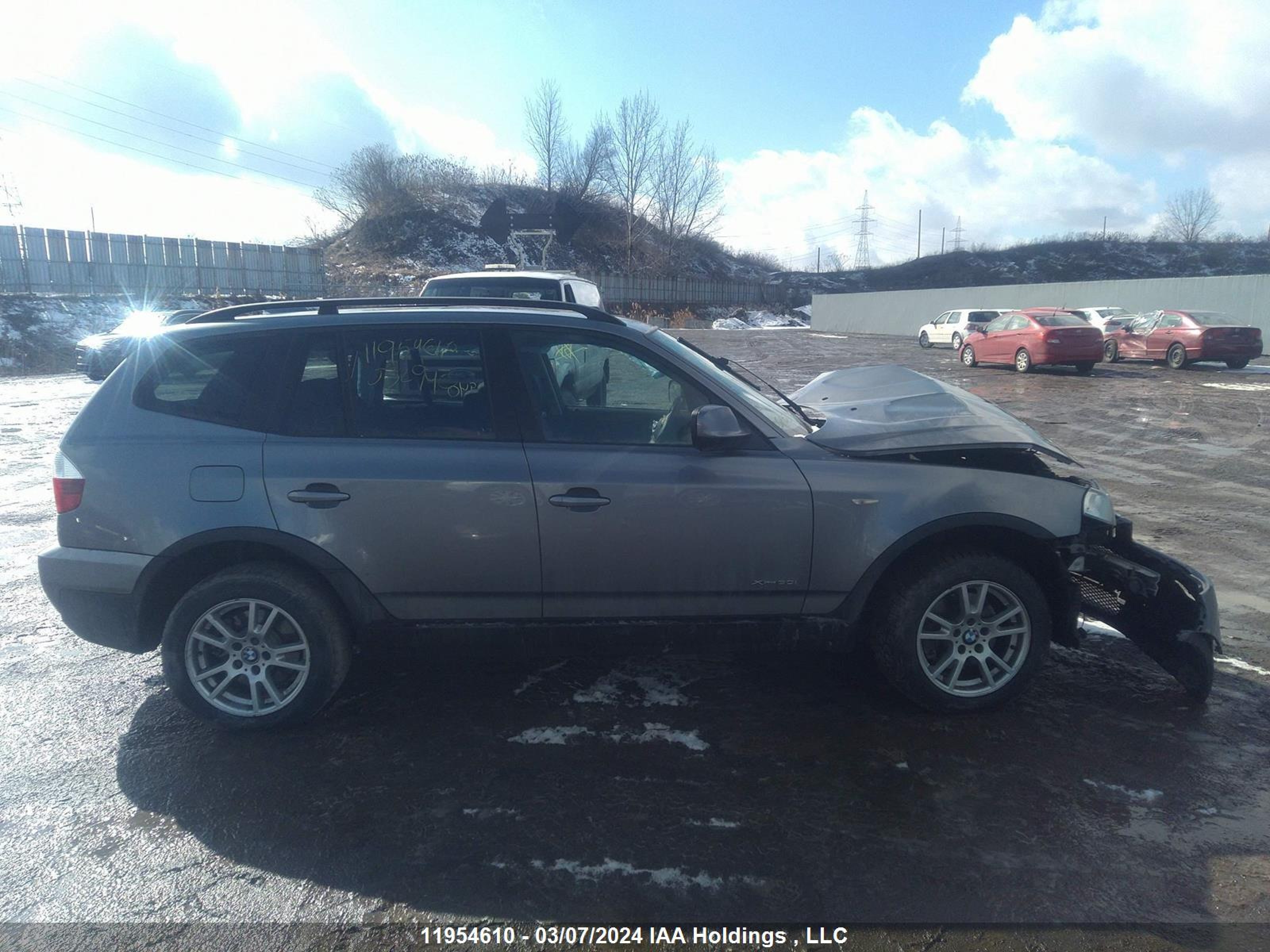 Photo 13 VIN: WBXPC9C41AWJ32940 - BMW X3 