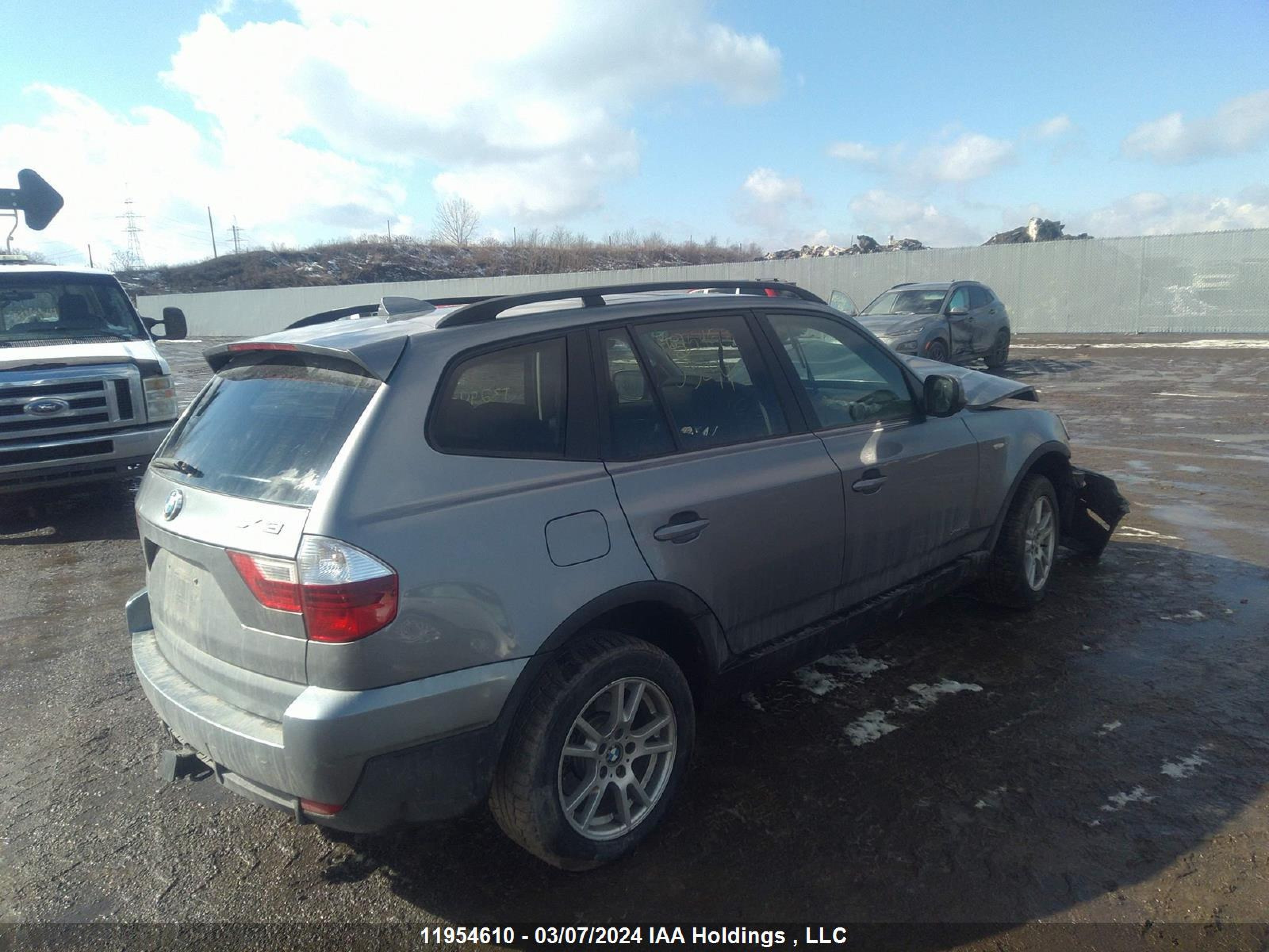 Photo 3 VIN: WBXPC9C41AWJ32940 - BMW X3 