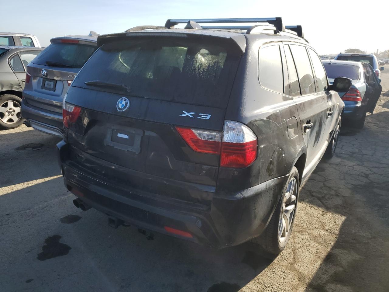 Photo 2 VIN: WBXPC9C41AWJ35613 - BMW X3 