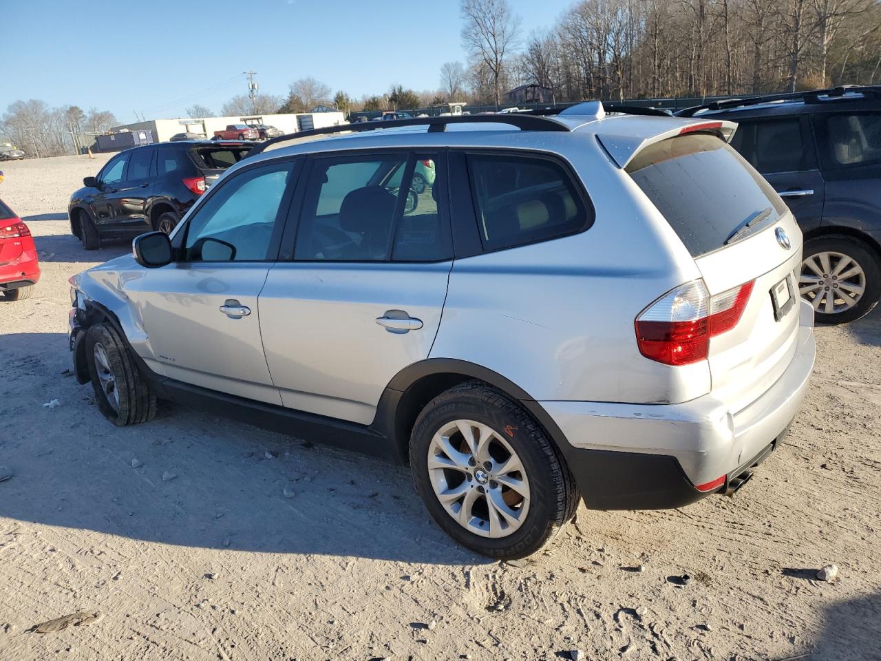 Photo 1 VIN: WBXPC9C41AWJ37152 - BMW X3 