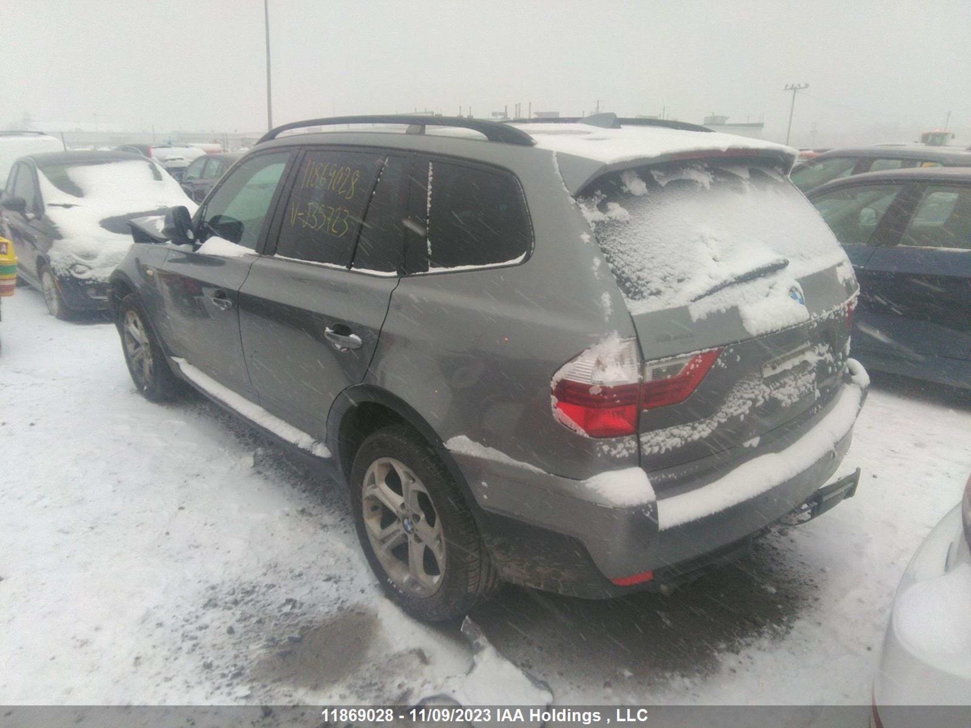 Photo 2 VIN: WBXPC9C48AWJ35723 - BMW X3 