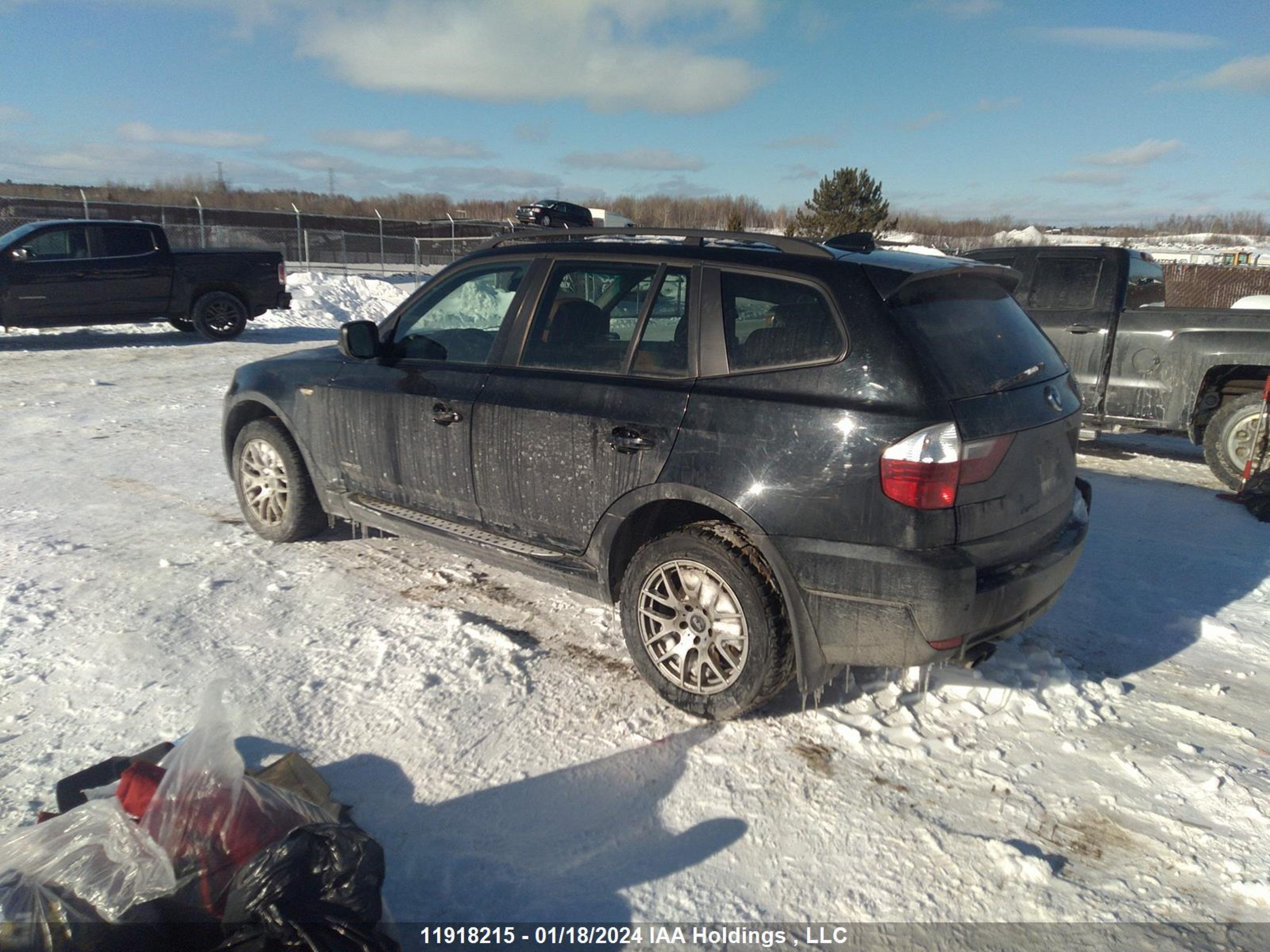 Photo 2 VIN: WBXPC9C4XAWJ38705 - BMW X3 