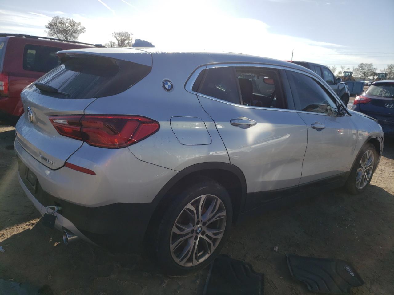 Photo 2 VIN: WBXYH9C0XL5P71426 - BMW X2 