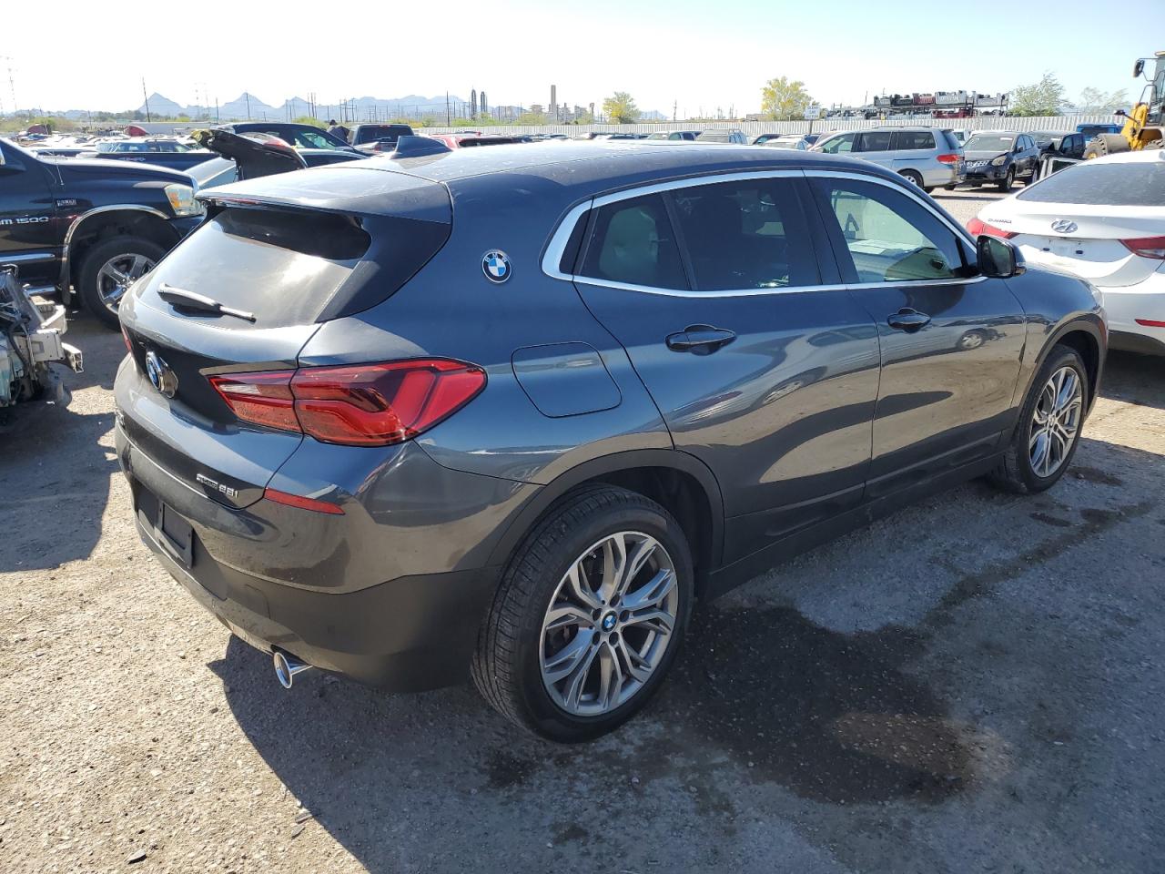 Photo 2 VIN: WBXYH9C0XL5R33927 - BMW X2 