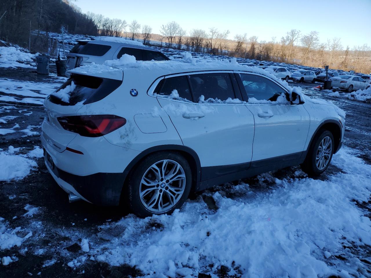 Photo 2 VIN: WBXYJ1C09N5U53970 - BMW X2 