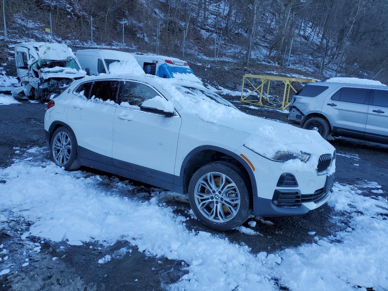 Photo 3 VIN: WBXYJ1C09N5U53970 - BMW X2 