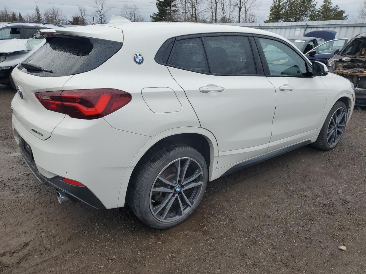 Photo 2 VIN: WBXYJ1C0XN5U17639 - BMW X2 