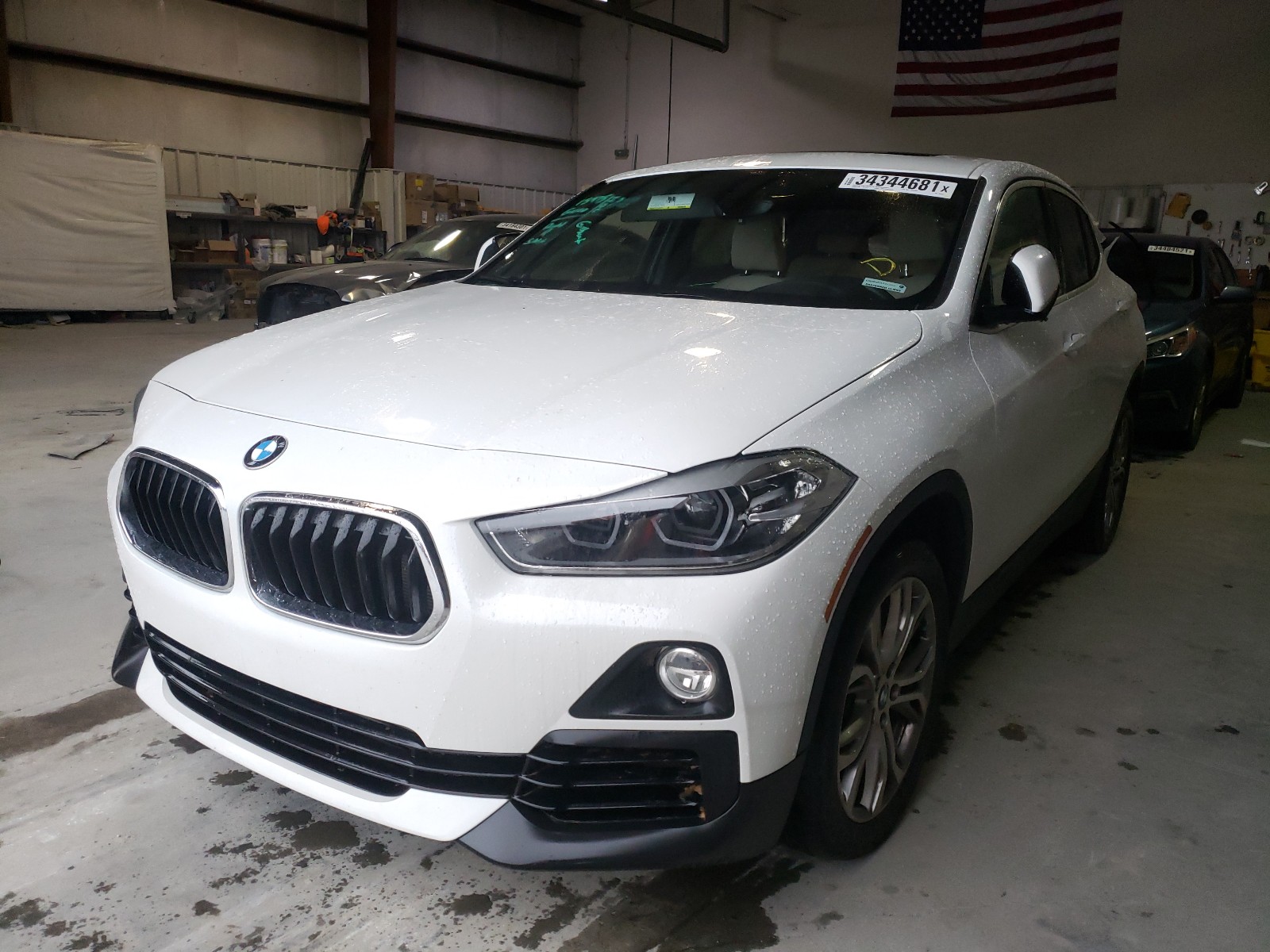 Photo 1 VIN: WBXYJ3C30JEB37781 - BMW X2 