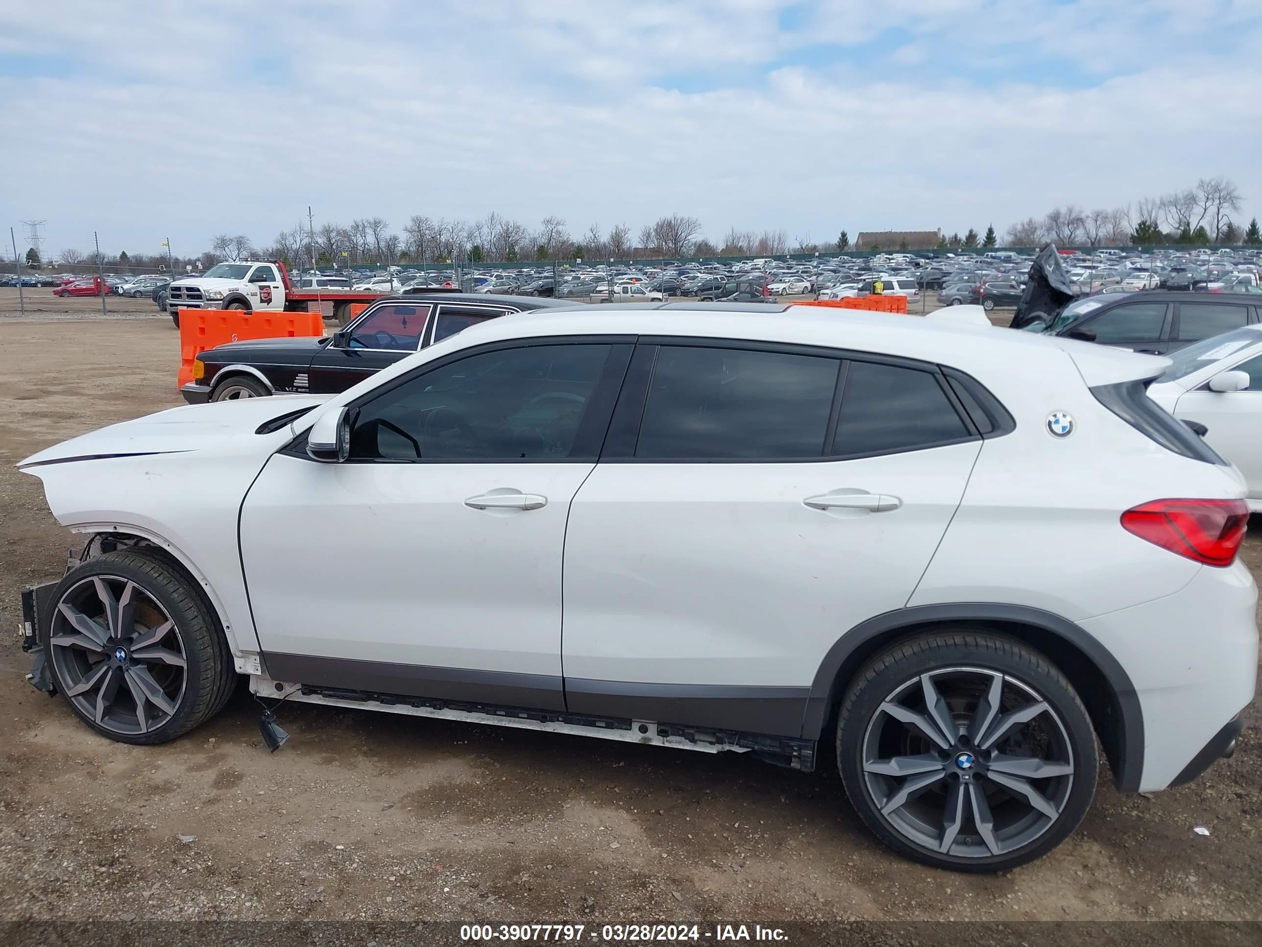 Photo 13 VIN: WBXYJ3C35JEP76154 - BMW X2 