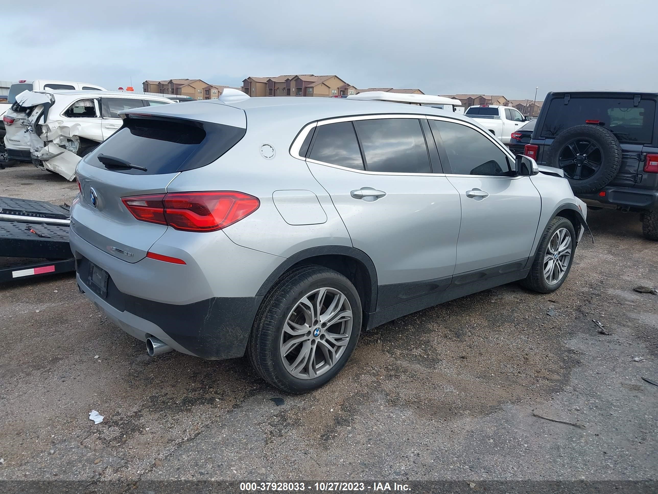 Photo 4 VIN: WBXYJ3C37JEB38085 - BMW X2 