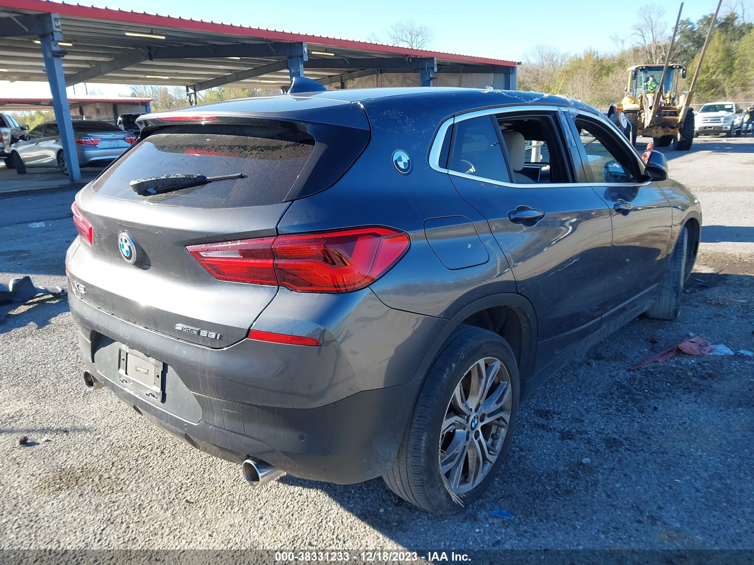 Photo 3 VIN: WBXYJ3C57KEP77051 - BMW X2 