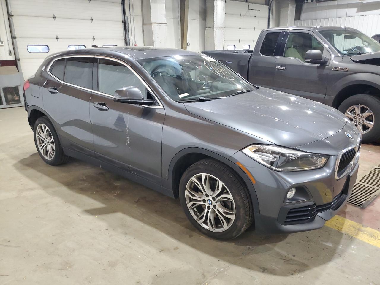 Photo 3 VIN: WBXYJ5C30JEF73607 - BMW X2 