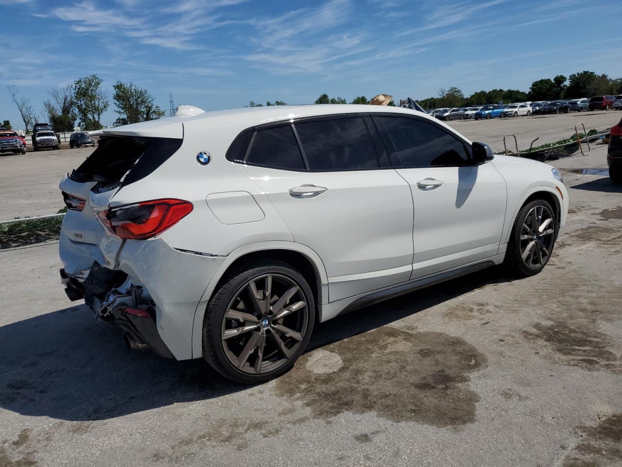 Photo 2 VIN: WBXYN1C05L5R00764 - BMW X2 