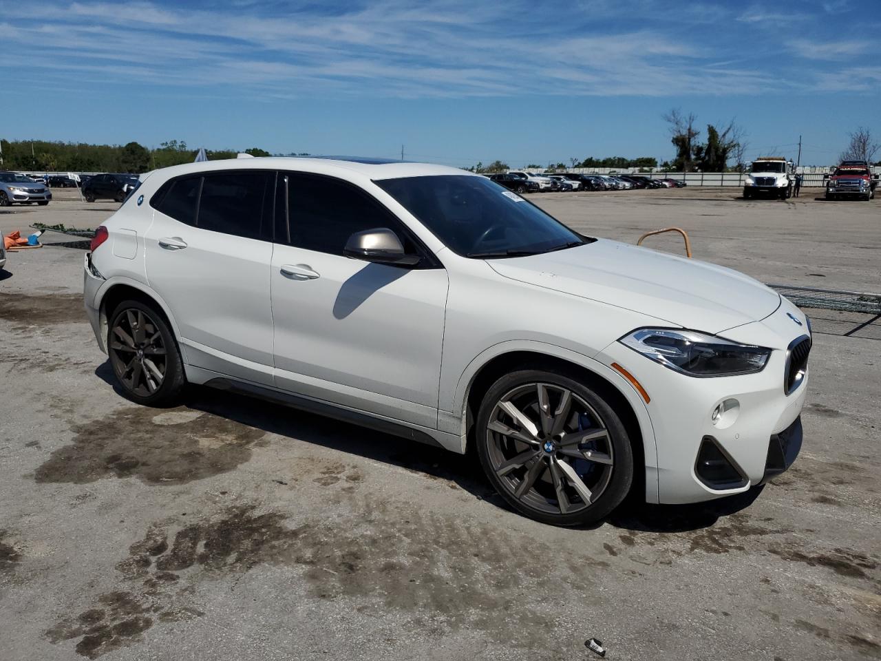 Photo 3 VIN: WBXYN1C05L5R00764 - BMW X2 