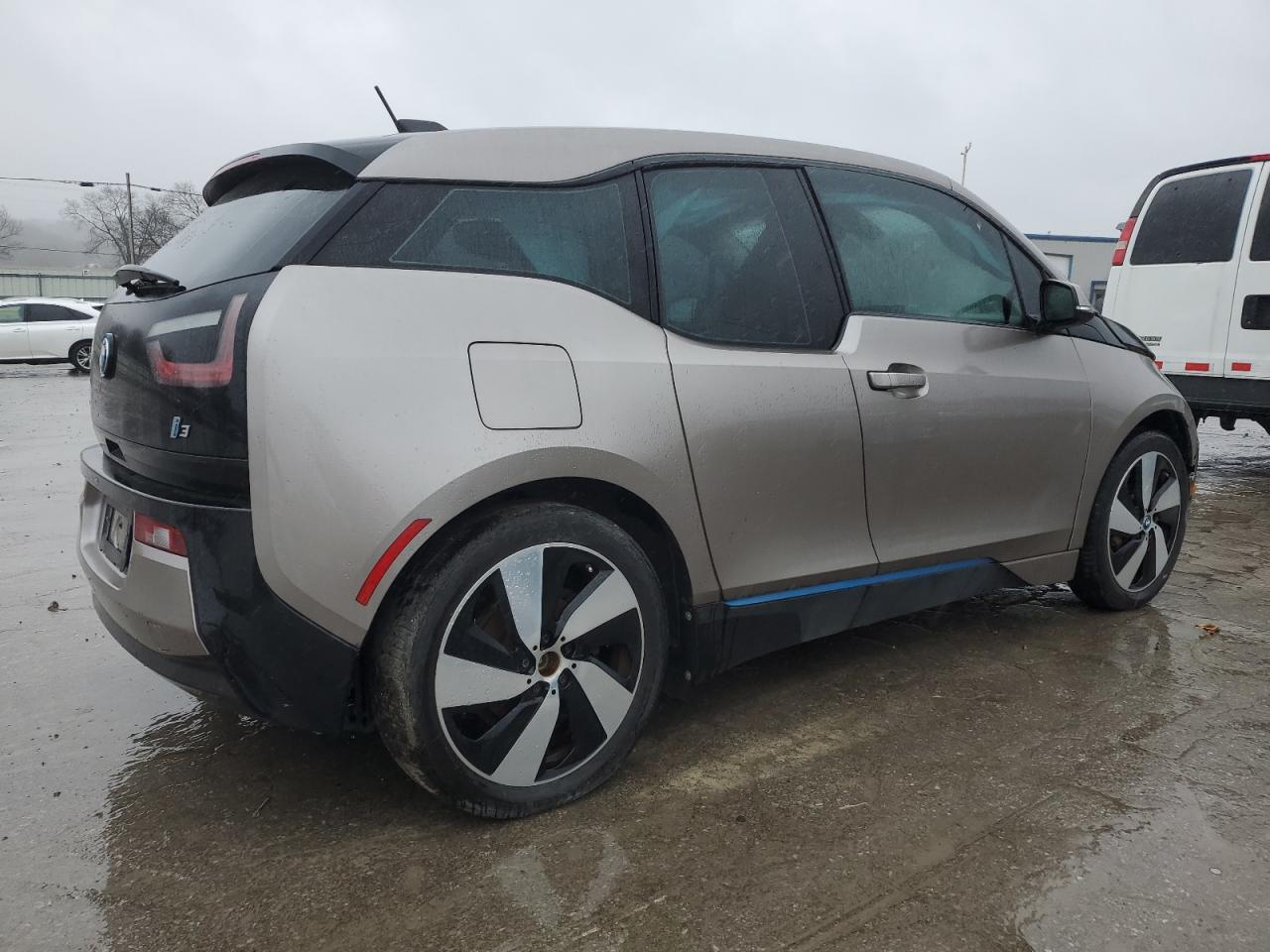 Photo 2 VIN: WBY1Z2C51EVX51114 - BMW I3 