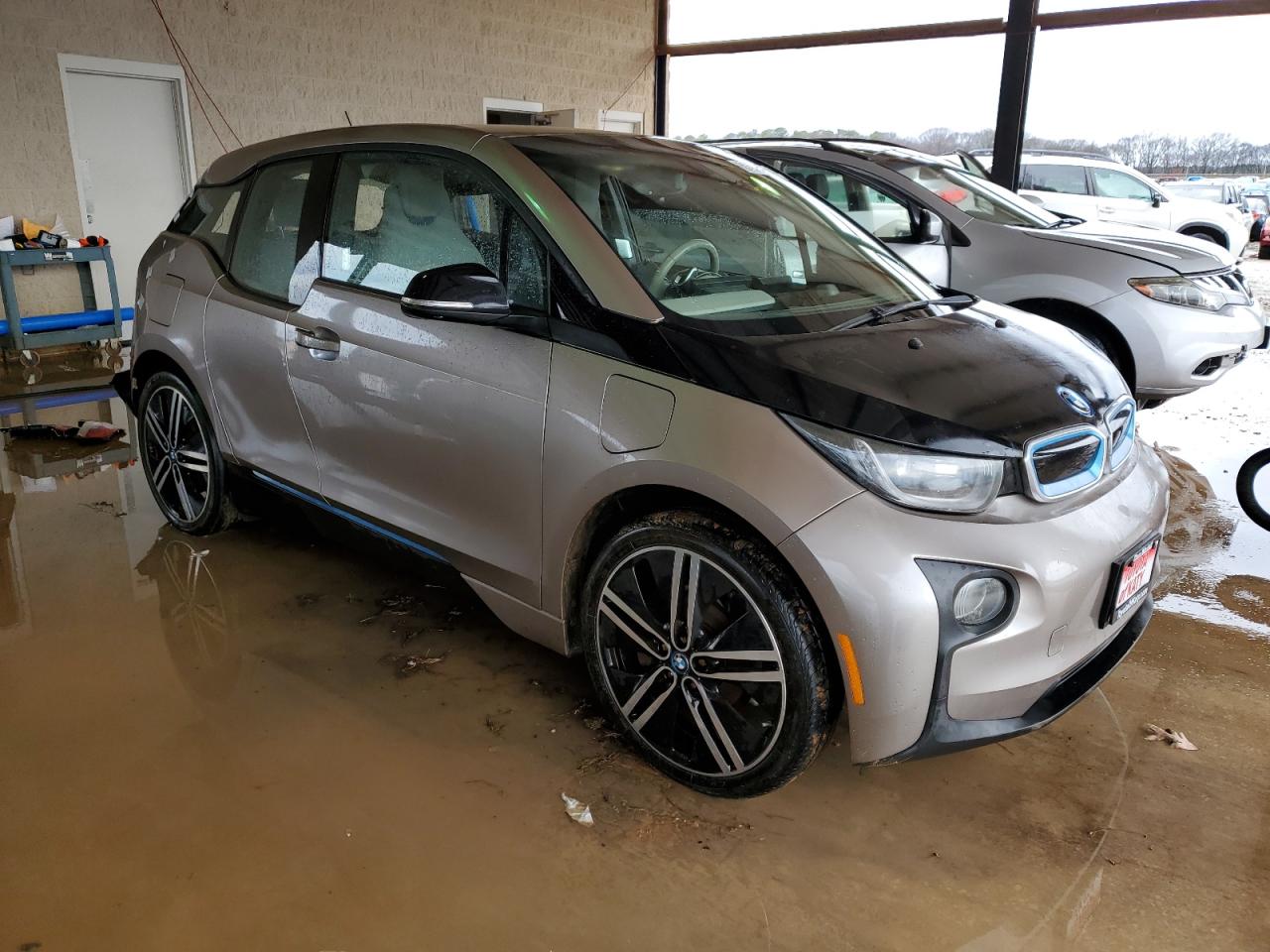 Photo 3 VIN: WBY1Z4C51FV500266 - BMW I3 