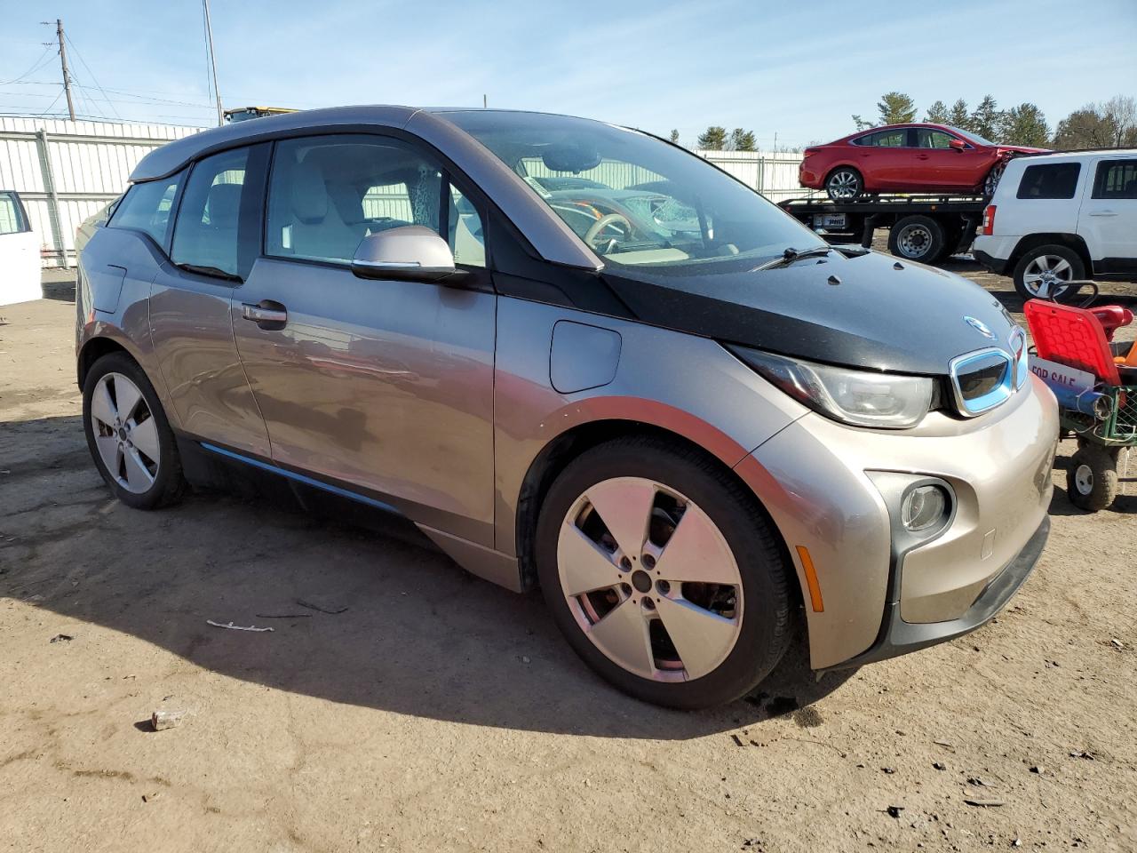 Photo 3 VIN: WBY1Z4C52EVX63123 - BMW I3 