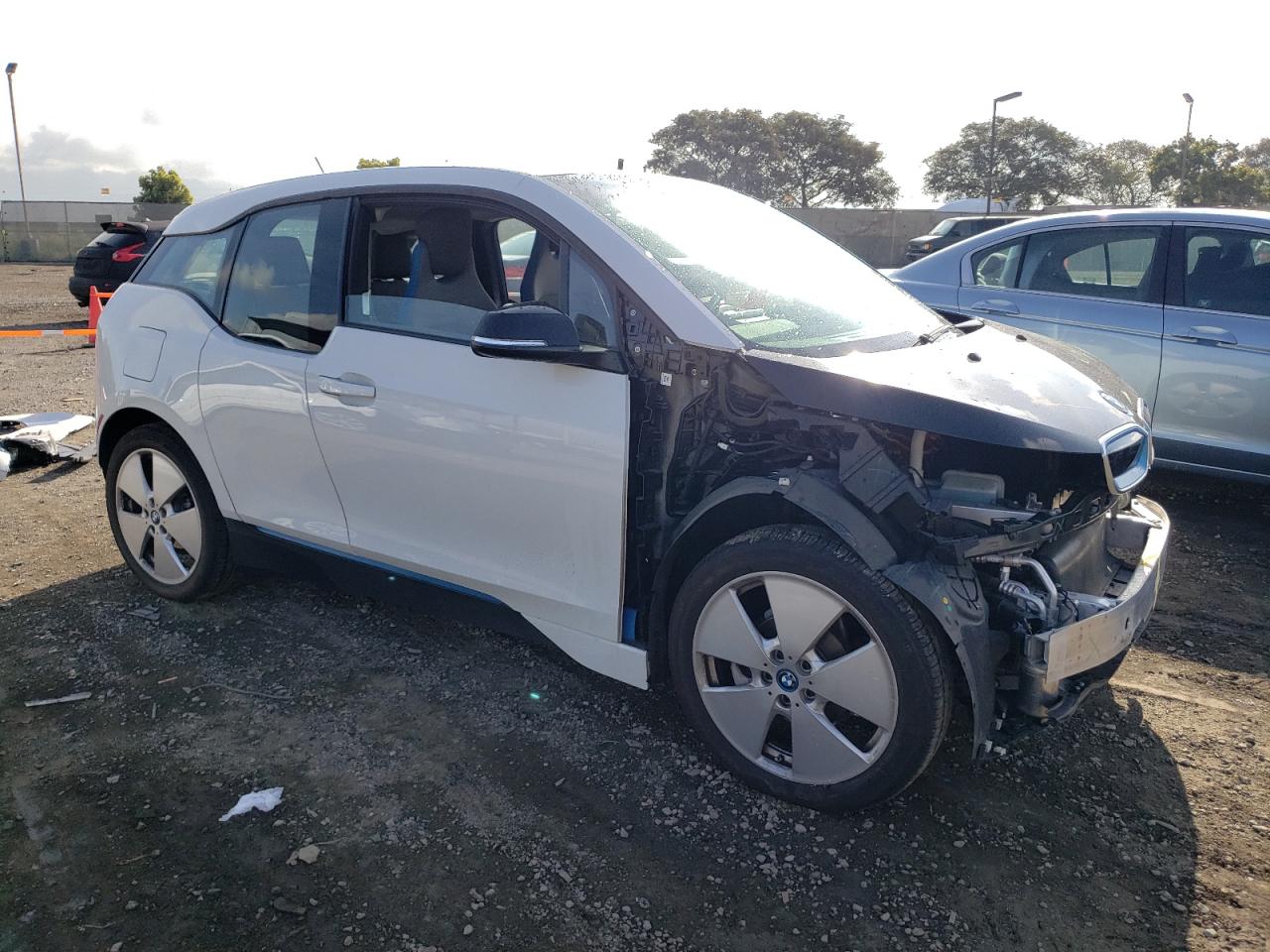 Photo 3 VIN: WBY1Z6C31HV950349 - BMW I3 