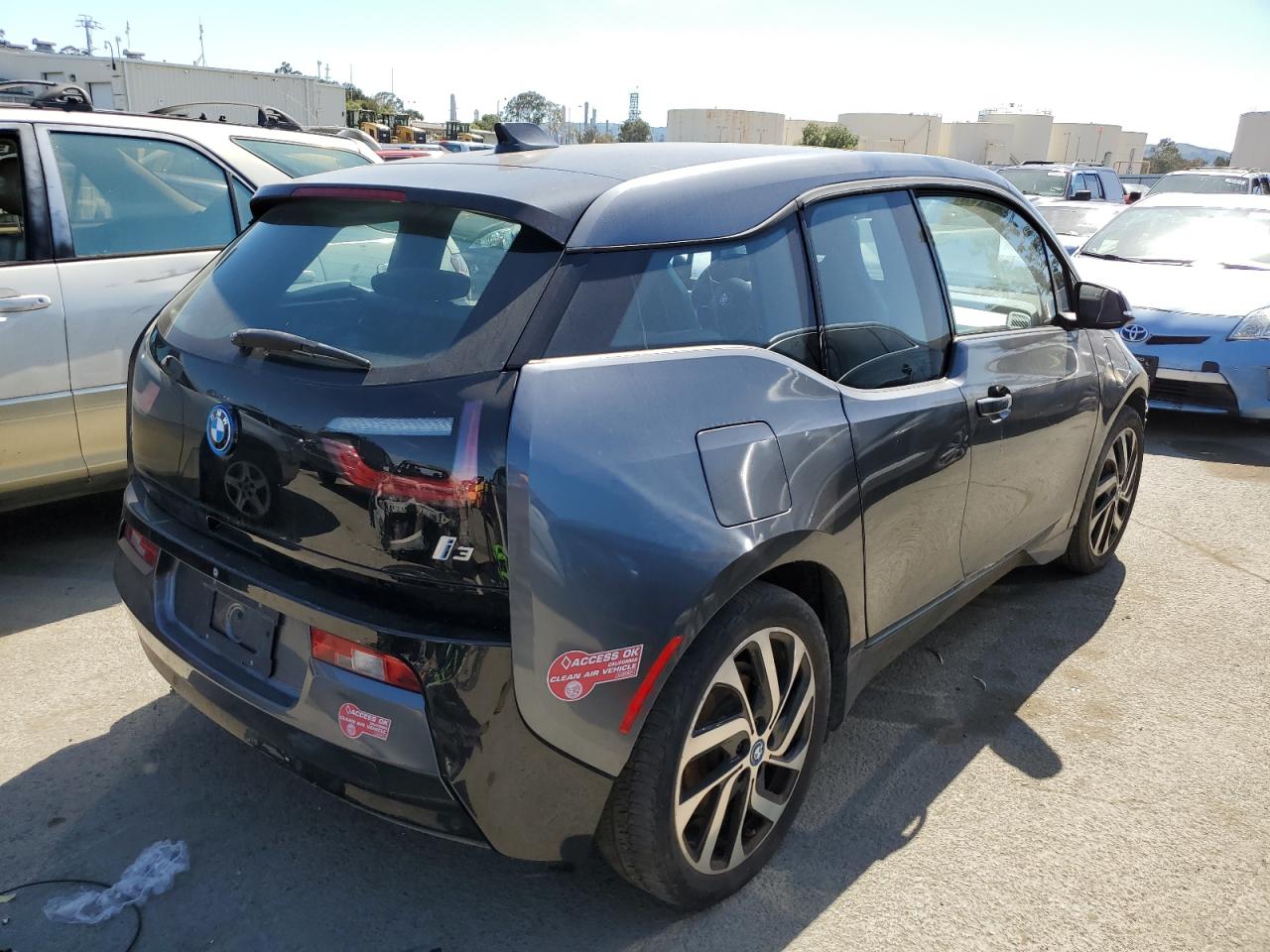 Photo 2 VIN: WBY1Z8C31HV894778 - BMW I3 REX 