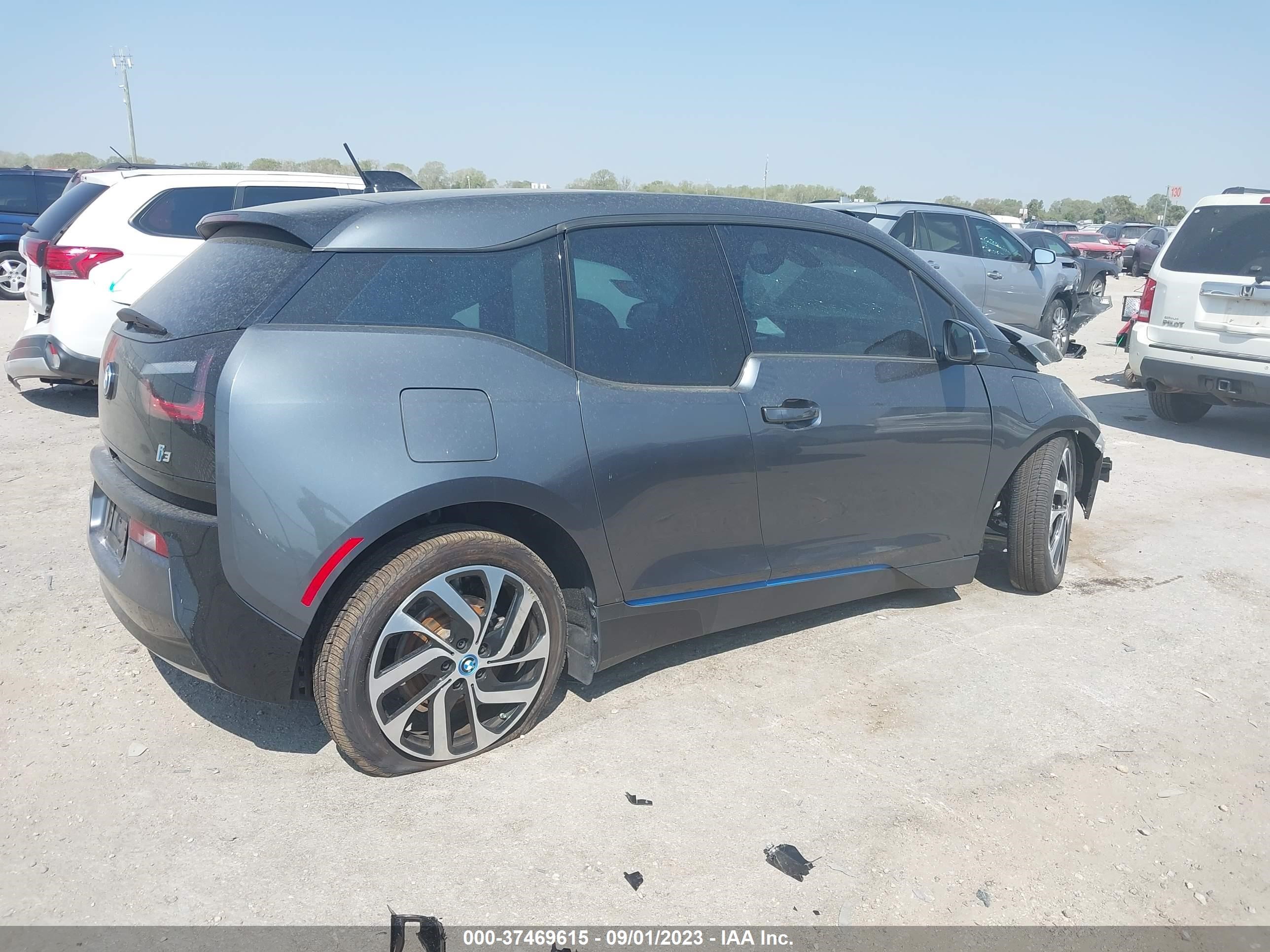 Photo 3 VIN: WBY1Z8C55HV551330 - BMW I3 