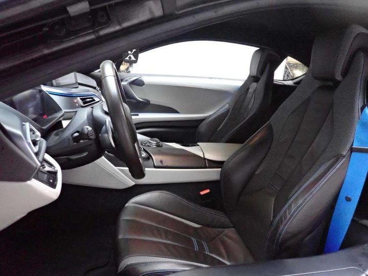 Photo 5 VIN: WBY2Z21040V348362 - BMW I8 