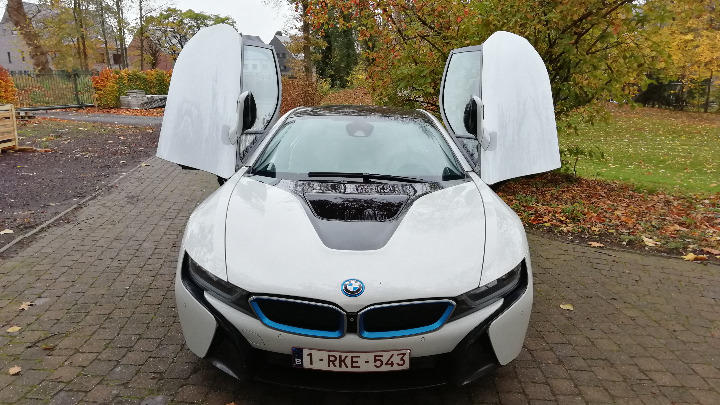 Photo 24 VIN: WBY2Z210X0V345157 - BMW I8 COUPE 