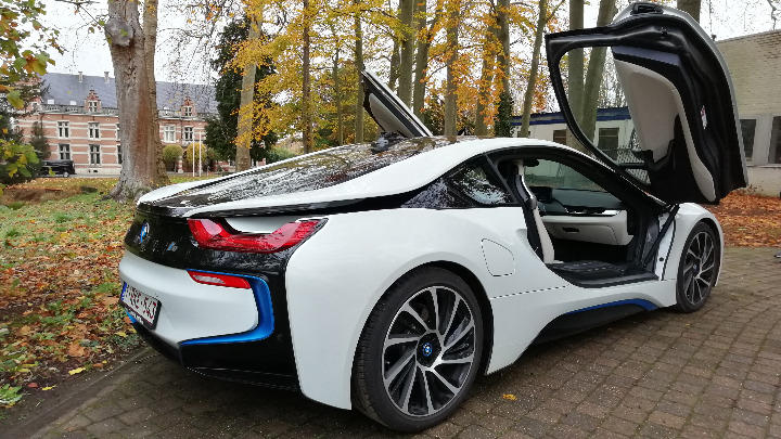 Photo 27 VIN: WBY2Z210X0V345157 - BMW I8 COUPE 