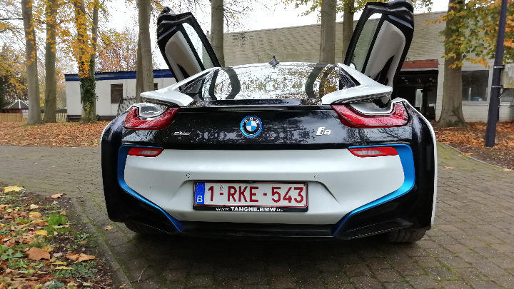 Photo 28 VIN: WBY2Z210X0V345157 - BMW I8 COUPE 