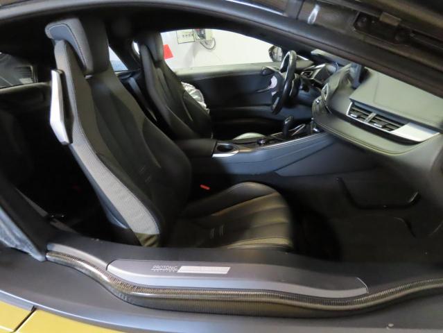 Photo 4 VIN: WBY2Z2C31HV676809 - BMW I8 