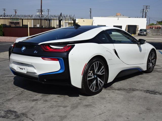 Photo 3 VIN: WBY2Z2C34HV676786 - BMW I8 