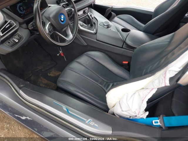 Photo 4 VIN: WBY2Z2C36HV676465 - BMW I8 