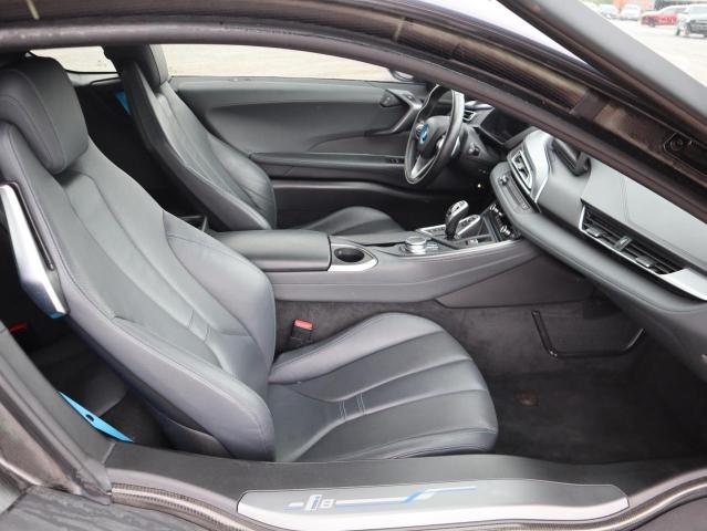 Photo 4 VIN: WBY2Z2C39HV676430 - BMW I8 