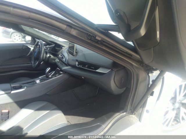 Photo 4 VIN: WBY2Z2C50GV674906 - BMW I8 