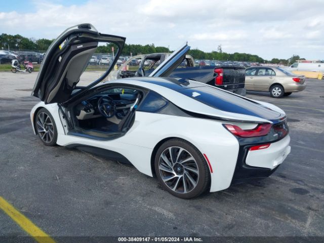 Photo 2 VIN: WBY2Z2C51FV392661 - BMW I8 