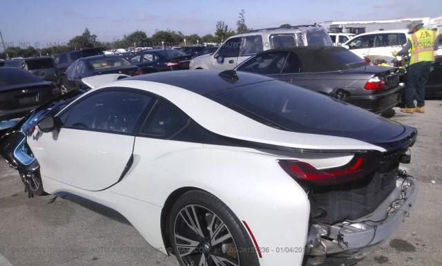 Photo 2 VIN: WBY2Z2C51GV676020 - BMW I8 