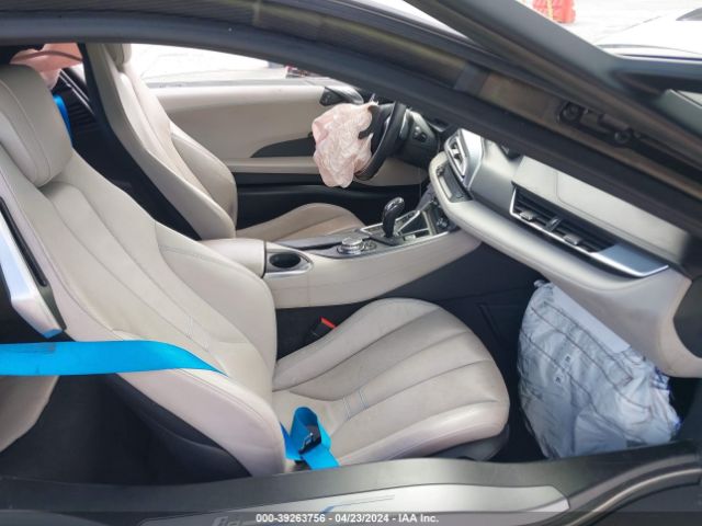 Photo 4 VIN: WBY2Z2C52FV391986 - BMW I8 