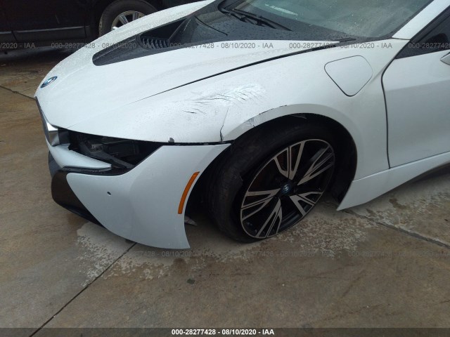 Photo 5 VIN: WBY2Z2C52FV392197 - BMW I8 