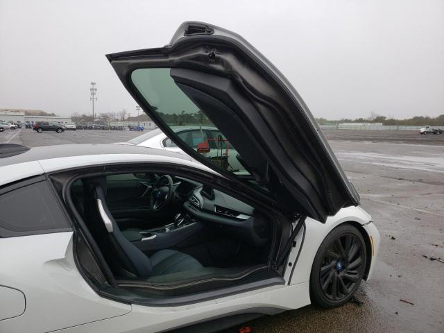 Photo 8 VIN: WBY2Z2C52GV675619 - BMW I8 