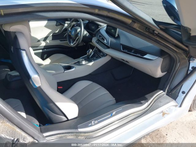 Photo 4 VIN: WBY2Z2C56FV391392 - BMW I8 