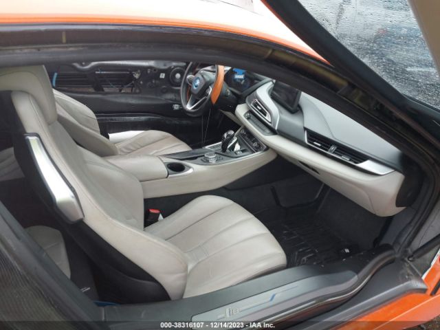 Photo 4 VIN: WBY2Z2C57FV392700 - BMW I8 