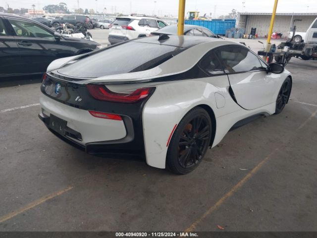 Photo 3 VIN: WBY2Z2C57GV221575 - BMW I8 