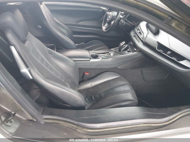 Photo 4 VIN: WBY2Z2C57GV221575 - BMW I8 