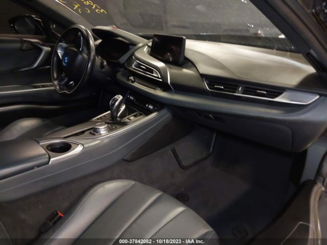 Photo 4 VIN: WBY2Z2C57GV675549 - BMW I8 