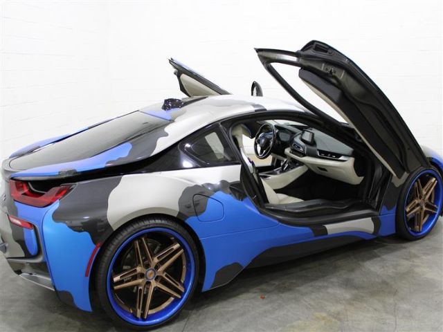 Photo 5 VIN: WBY2Z2C5XFV674345 - BMW I8 