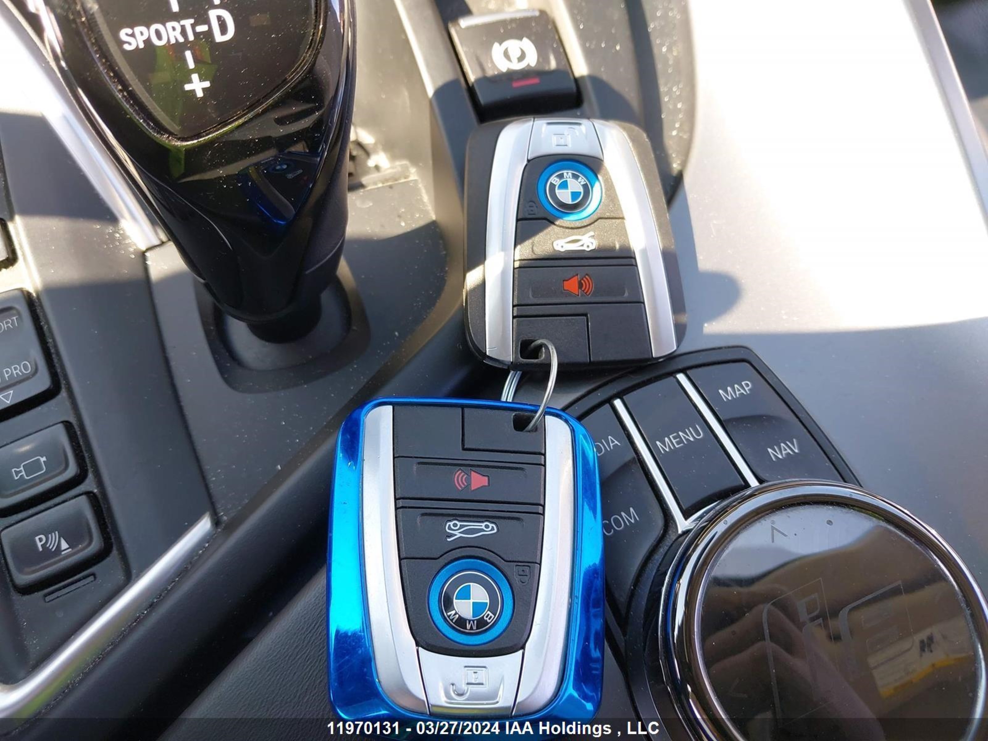 Photo 10 VIN: WBY2Z4C59KVB81748 - BMW I8 