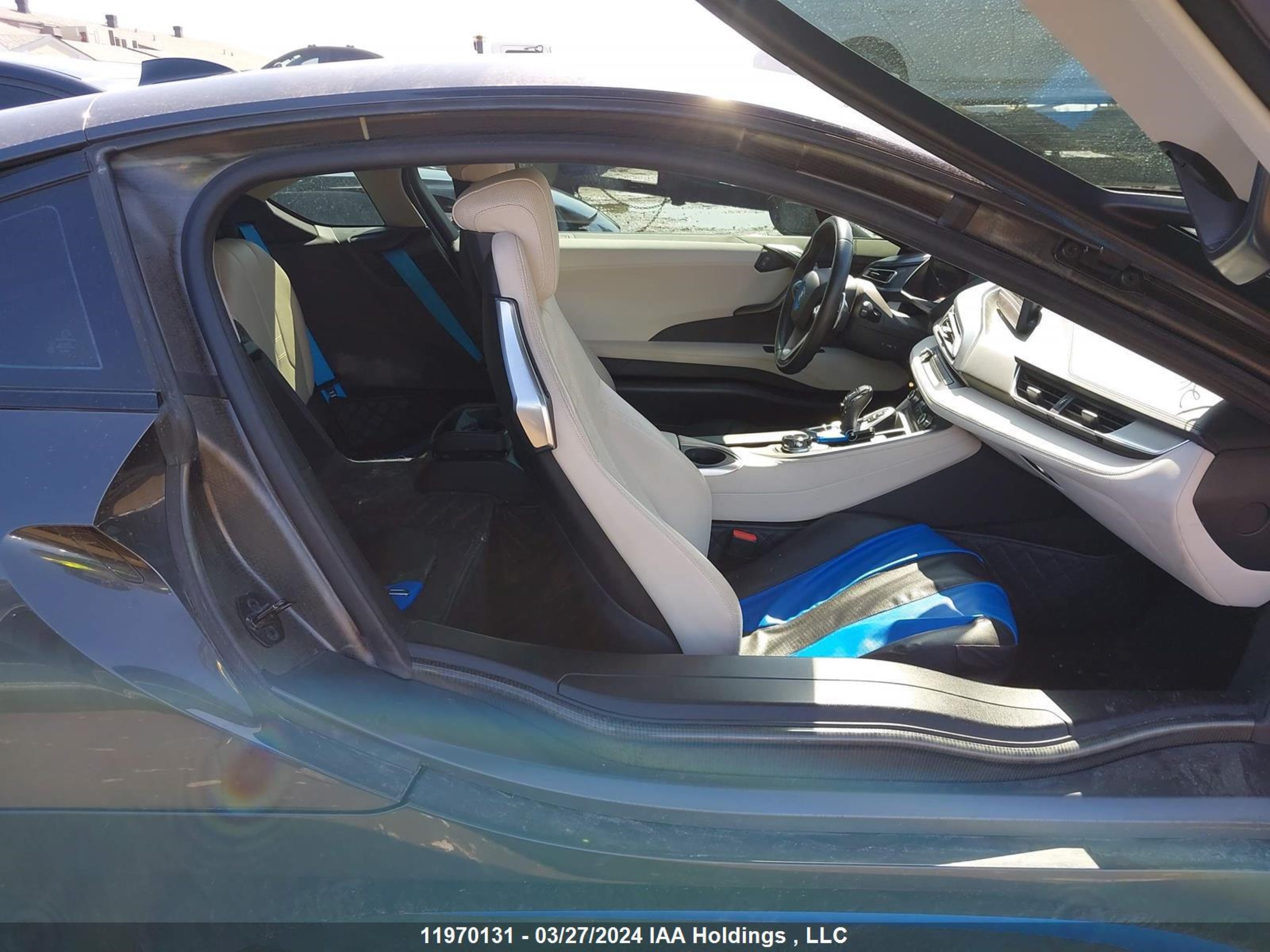 Photo 4 VIN: WBY2Z4C59KVB81748 - BMW I8 