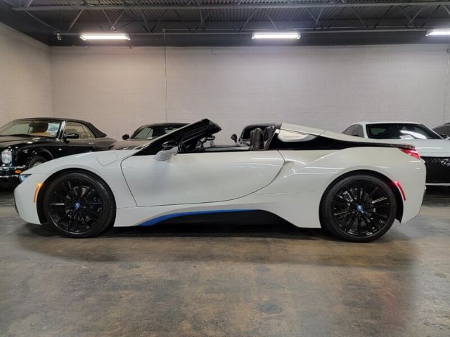 Photo 5 VIN: WBY2Z6C55KVB83203 - BMW I8 