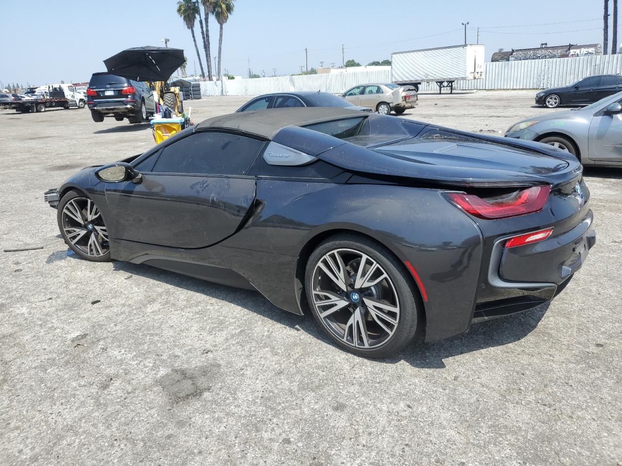 Photo 1 VIN: WBY2Z6C58K7E35174 - BMW I8 